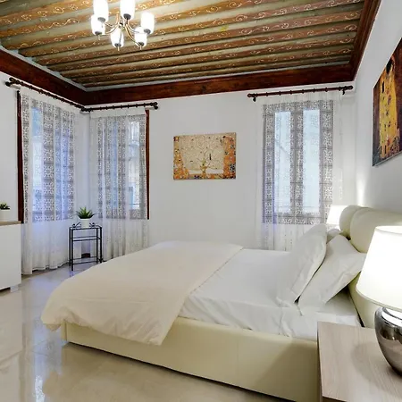 Ca' Rialto Apartment Venice