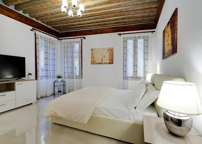 Ca' Rialto Apartment Venice